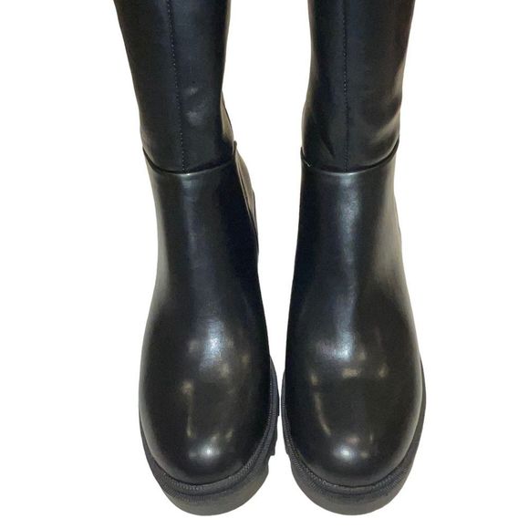 Beautiful Knee-High Stretch Panel Vegan 🌱 Leather Chunky Sole Boots - NWT - Picture 5 of 7